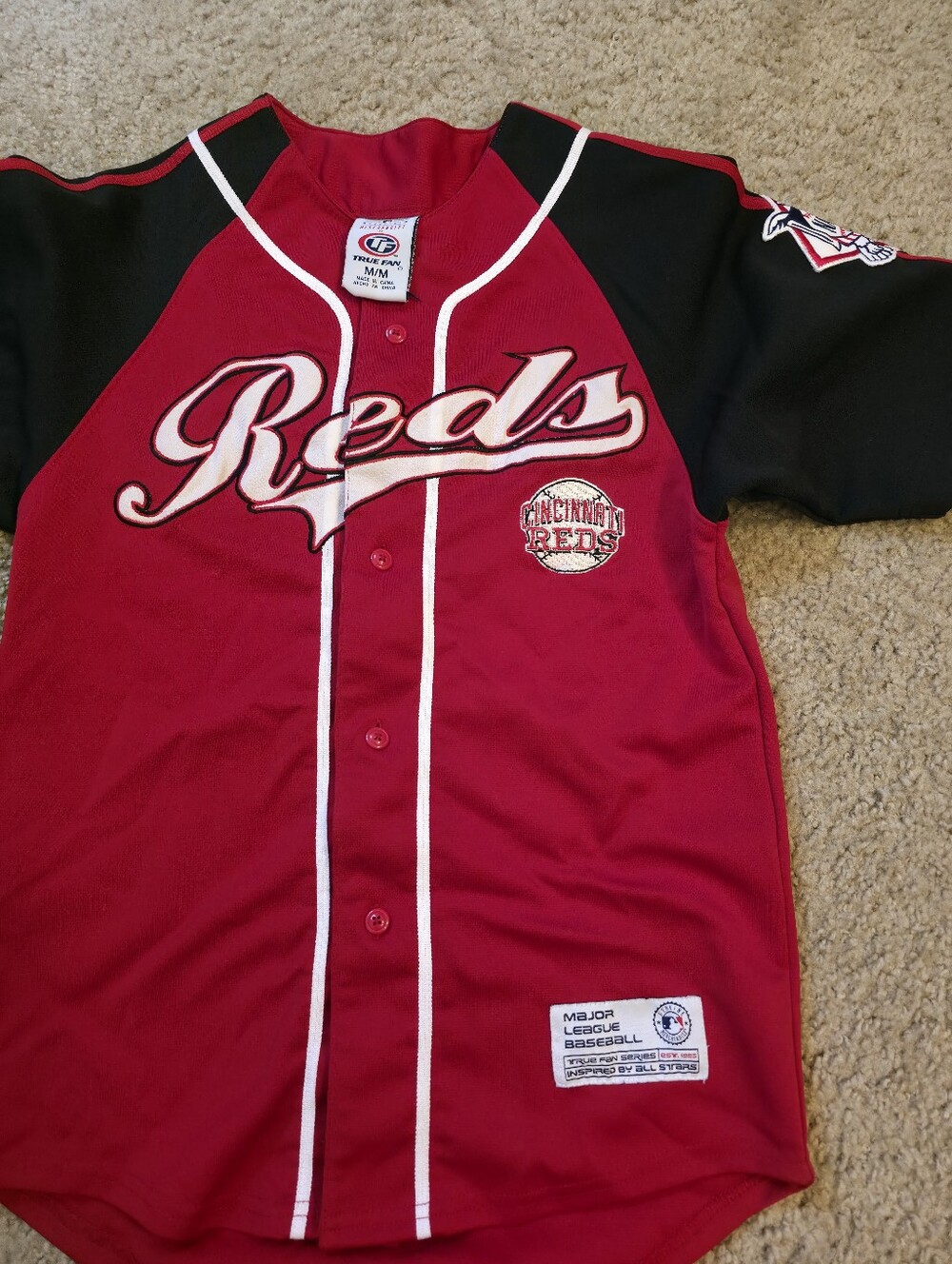Cincinnati Reds - Picture 3 of 4